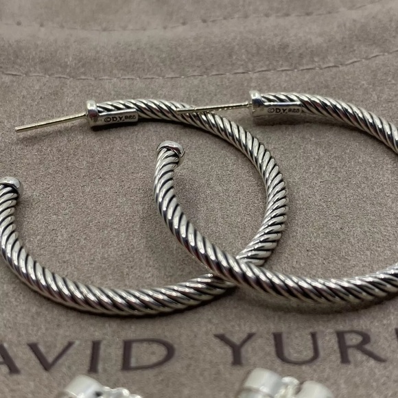 David Yurman Medium Cable Hoop Earrings 1.5" - Picture 3 of 11
